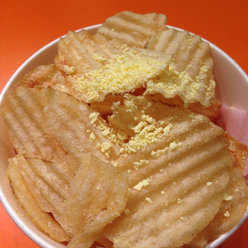 揚げたてポテトチップス(カルビープラス 東京駅店)