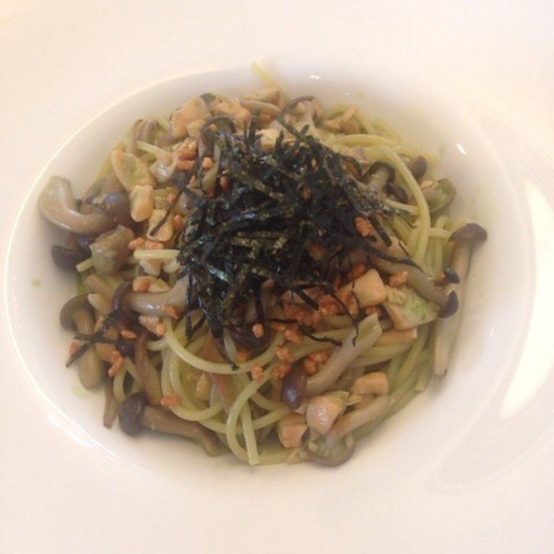 サーモンの深蒸し茶ノヴェーゼ～パスタの鮭茶漬け～(GreenGarden 田頭茶舗)