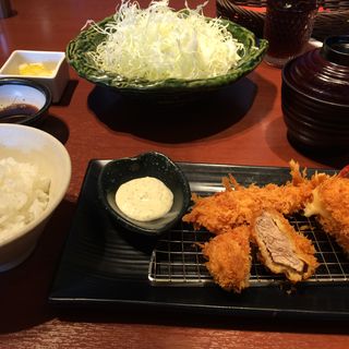 ミックス定食(とんかつ新宿さぼてん 中野マルイ店)