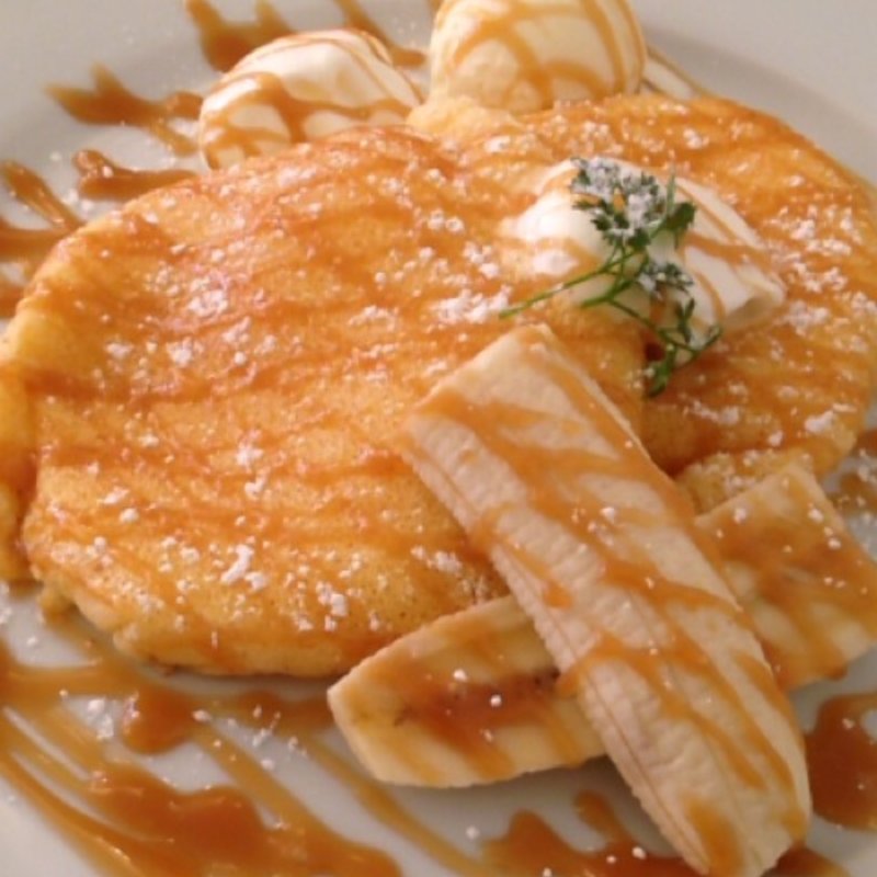 キャラメルバナナパンケーキ(SHIROUZU COFFEE 港)