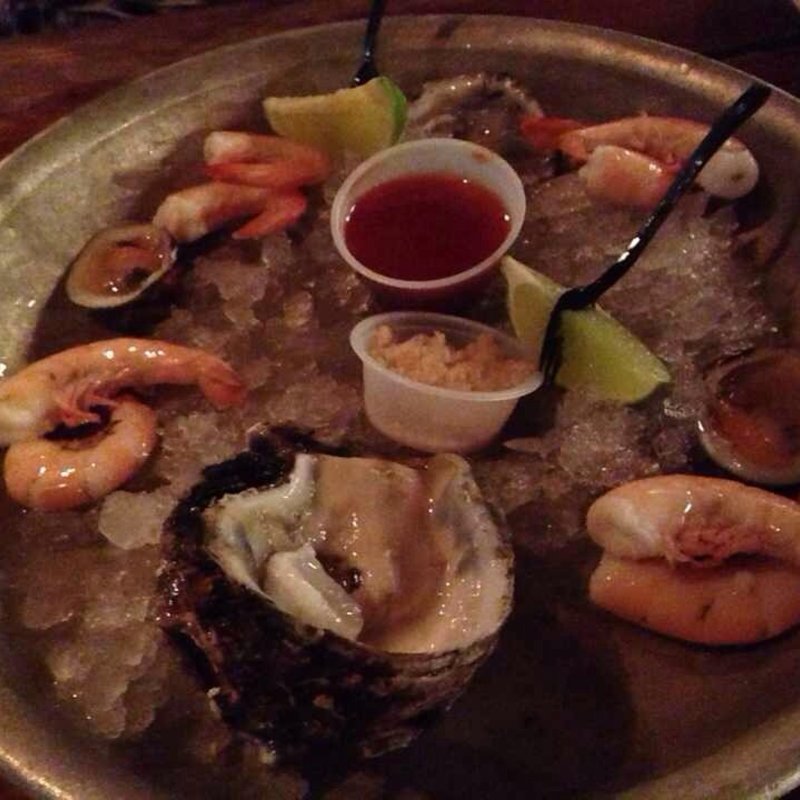 Raw bar サンプラー(Half Shell Raw bar)