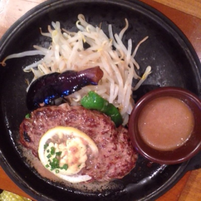 ガーリックハンバーグ(山本のハンバーグ 高田馬場)