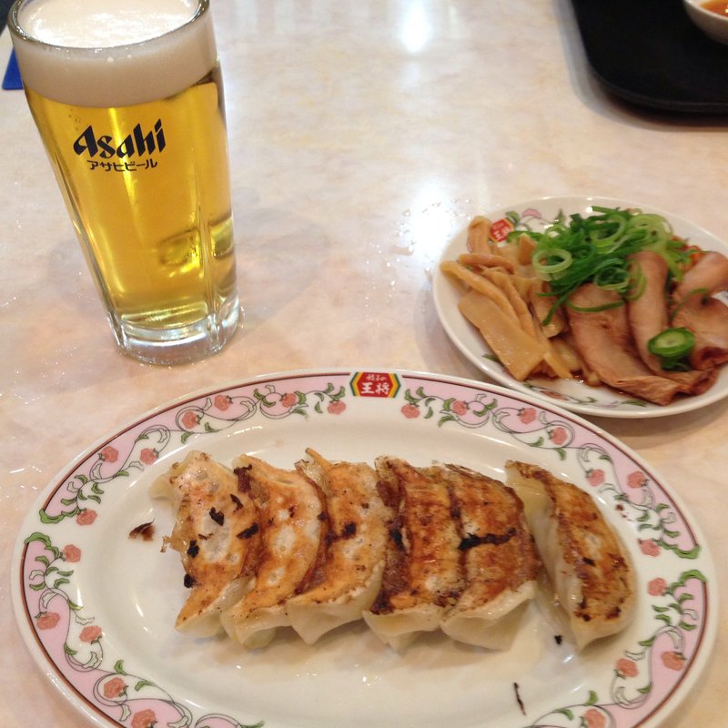 (餃子の王将 本八幡駅前店)