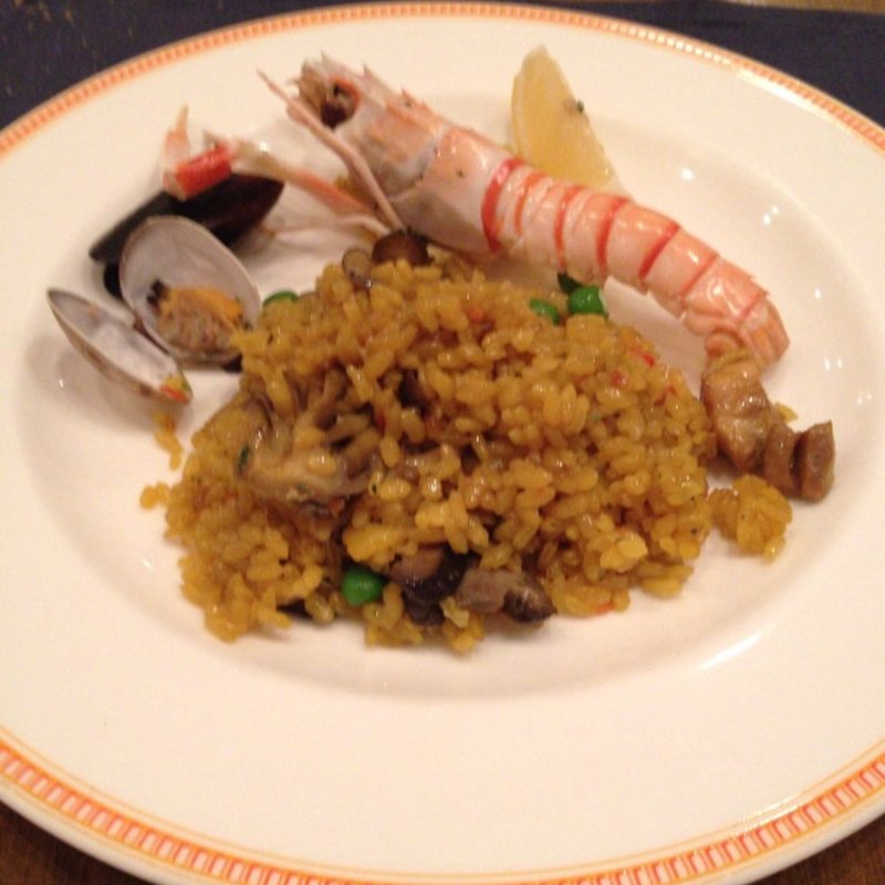 手長海老のパエリア(ヒラソル)