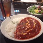 豚肉とたっぷりトマトハヤシライス(Cafe de 武)