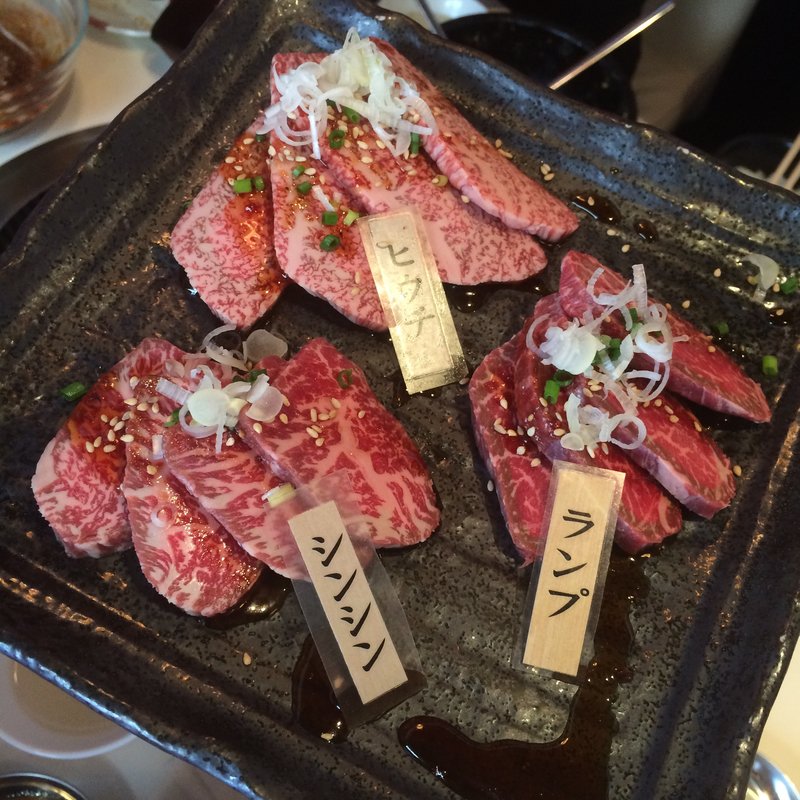 和牛3種盛り(焼肉六区)