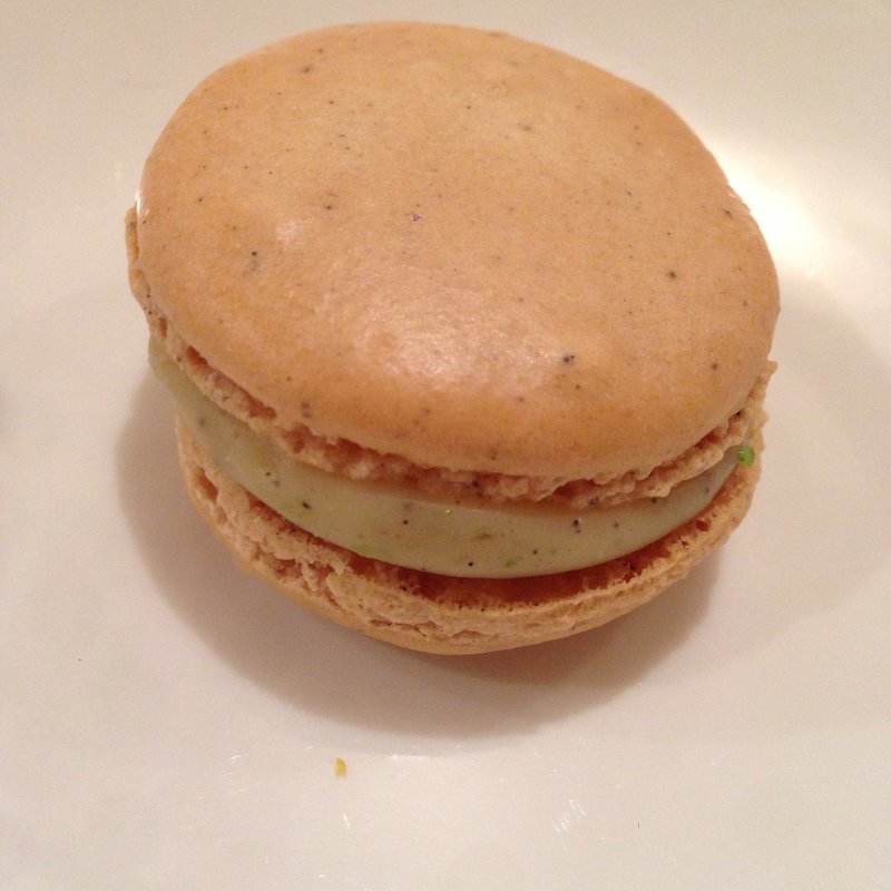 マカロン ヴァニーユ(ピエールエレメ)