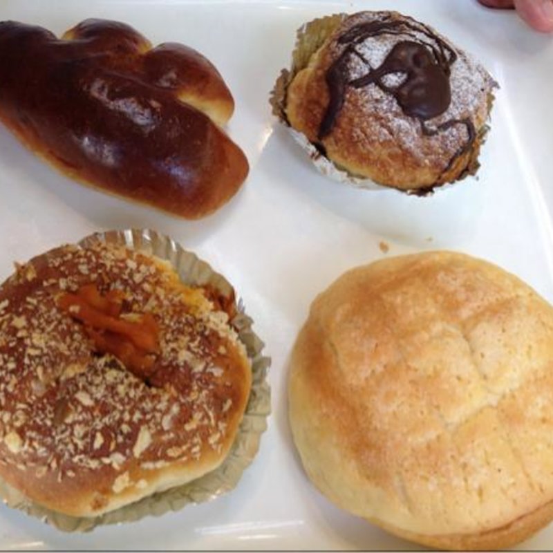 クリームパン(ベーカリー ペルル)