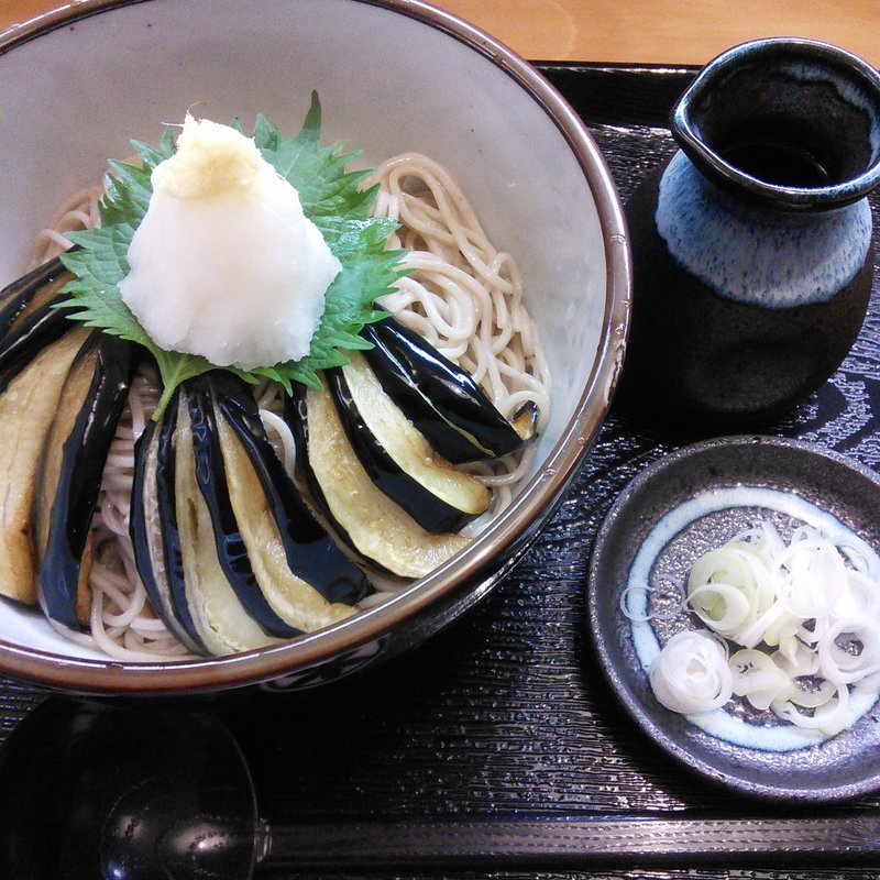 冷やし揚げ茄子蕎麦(蕎麦真)