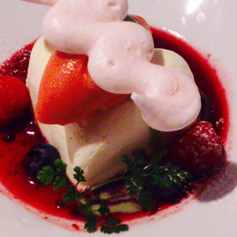 ベリーのパンナコッタ(パフ　カフェ （paff cafe）)