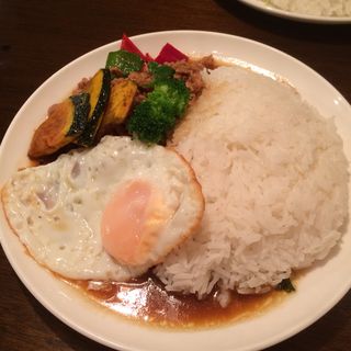 ガパオ(CONROW)