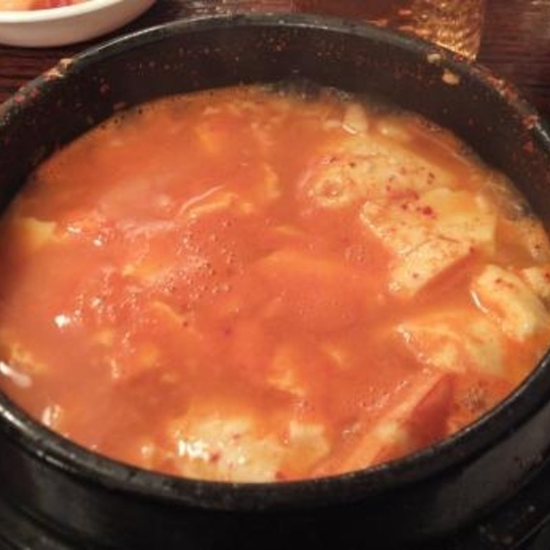 スンドゥブチゲ(Han Bat)