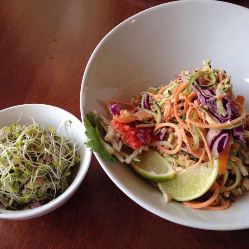 パッタイ(LUNA’S LIVING KITCHIN)