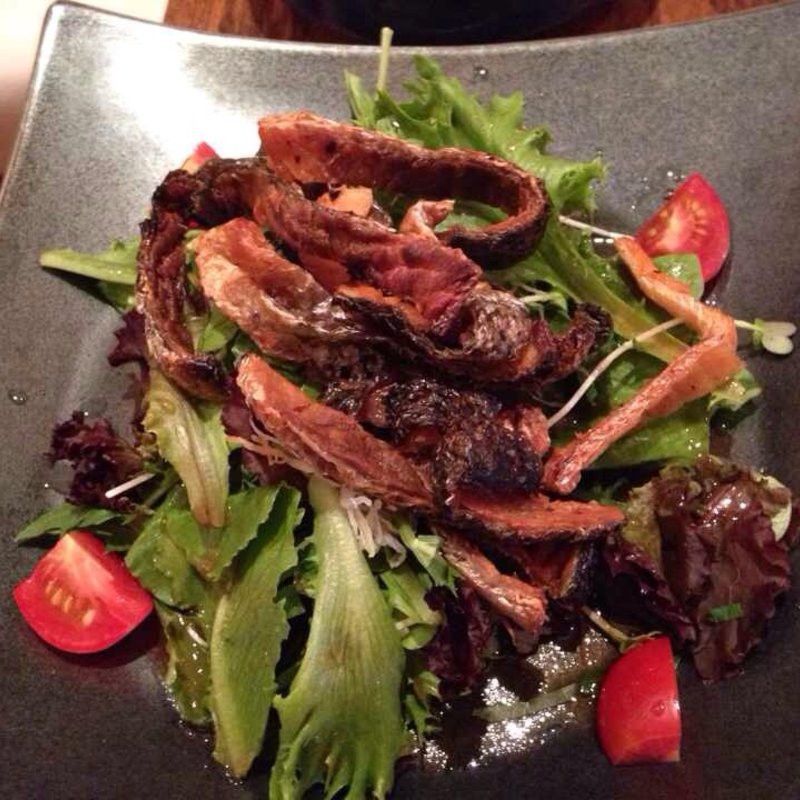 サーモンスキンサラダ(matsuri )