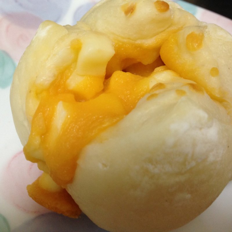 チーズの白パン(マームベランダ （Maam Veranda）)