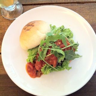 Herbs Burger (Lunch Set)(Coconut House Restaurant)