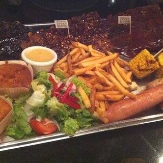 Ribs Sampl3r(Morganfield's)