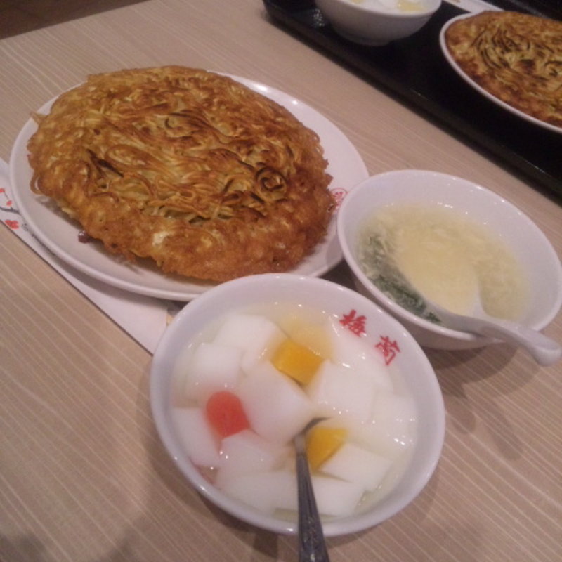 梅欄焼きそば（辛口味）(梅蘭本店 金閣)