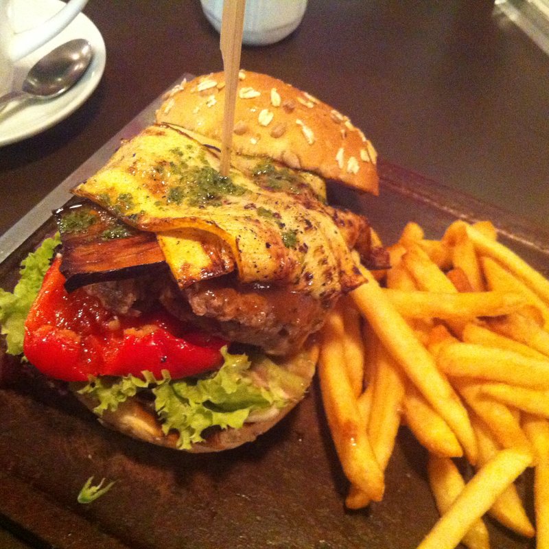 Lamburgerni(The Daily Grind)