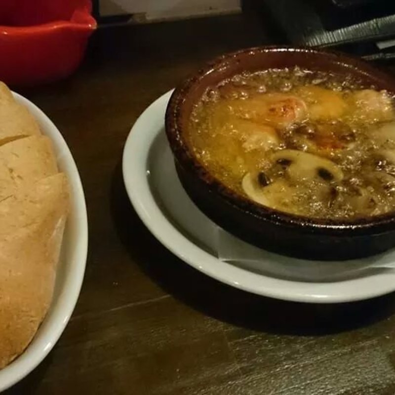 エビとマッシュルームのアヒージョ(EL・BARCO （エル・バルコ）)