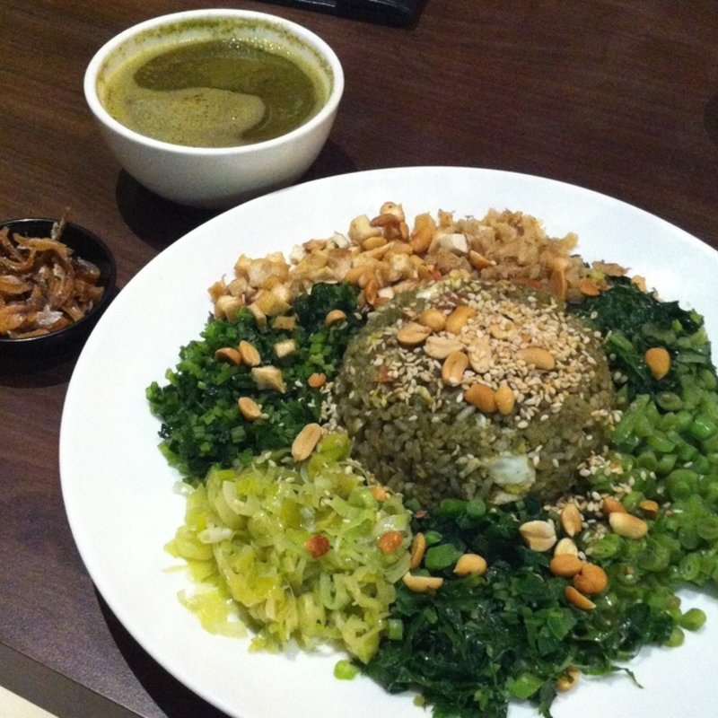 Fried Lui Cha(Ying Ker Lou (迎客楼))