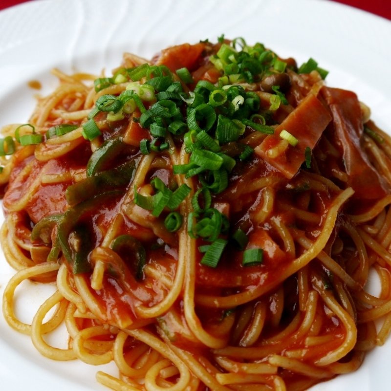 横浜発祥のスパゲティナポリタン(カフェ・ド・ラペ)