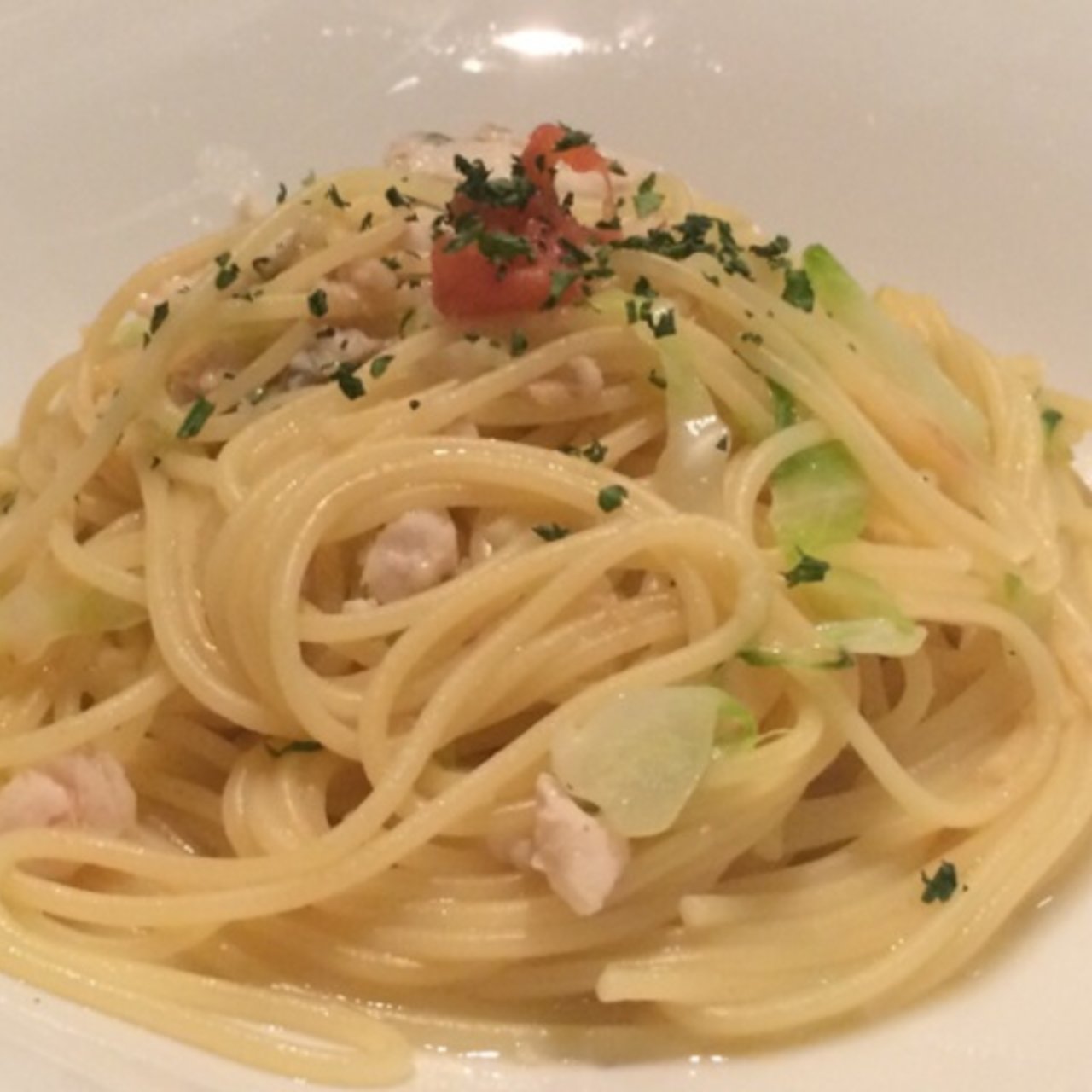 梅と鰆のオイルパスタ La Brasserie Laugh ラ ブラッセリー ラフ の口コミ一覧 おいしい一皿が集まるグルメコミュニティサービス Sarah