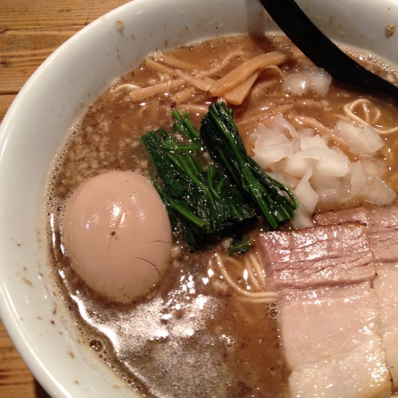 焦がし荒煮干しらぁ麺(とと ホンテン )