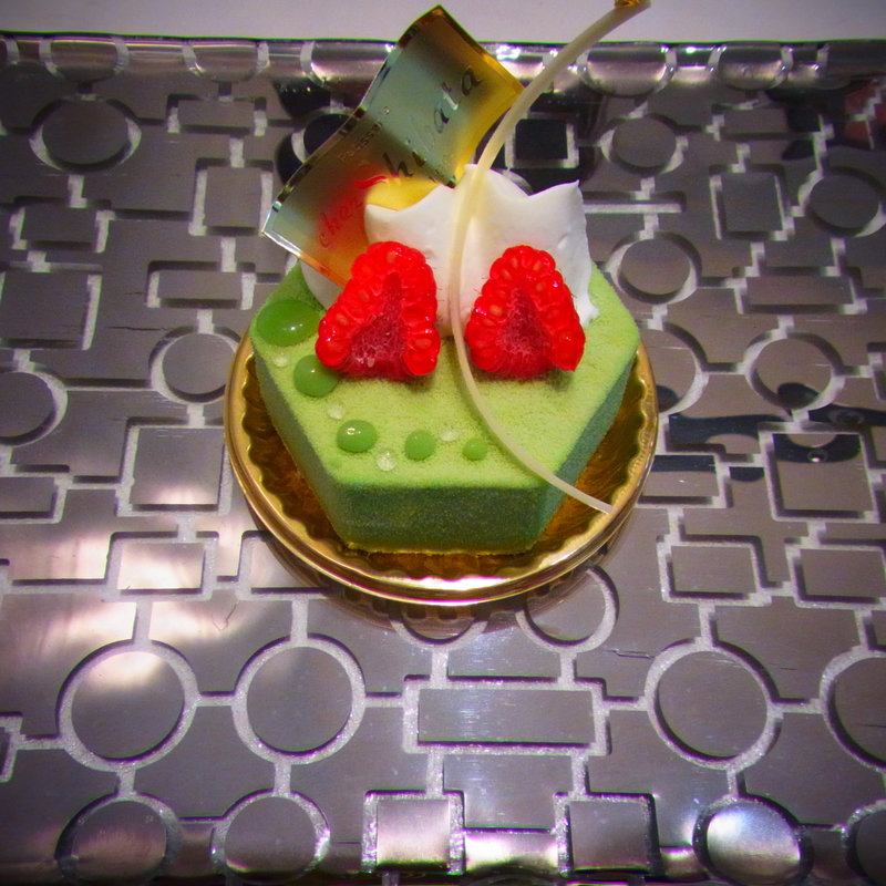 Octogone“P”(シェ・シバタ 名古屋店)