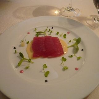 Blue fin tuna, Japanese turnip, spicy radish, yuzu miso dressing(Bouley Restaurant)