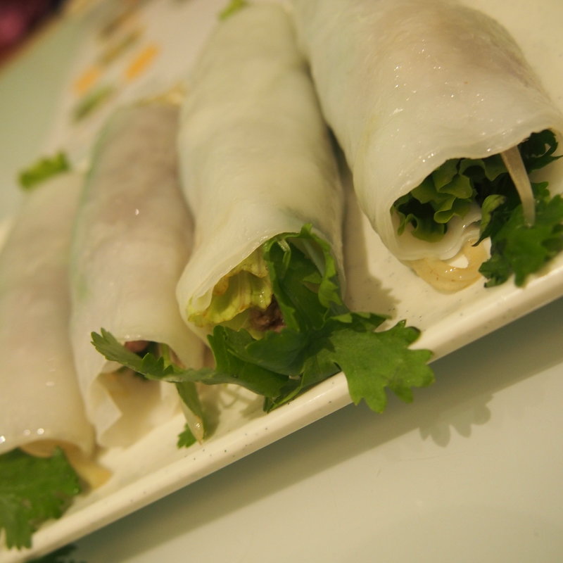 牛肉の生春巻き(Wrap & Roll)