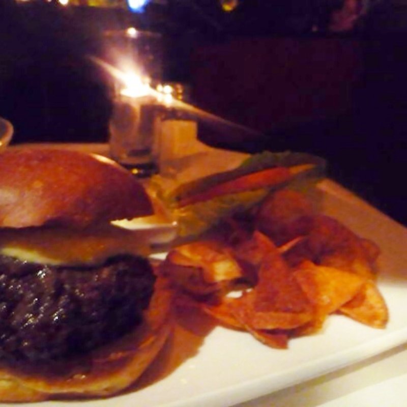 ビーフバーガー(SMOKE)