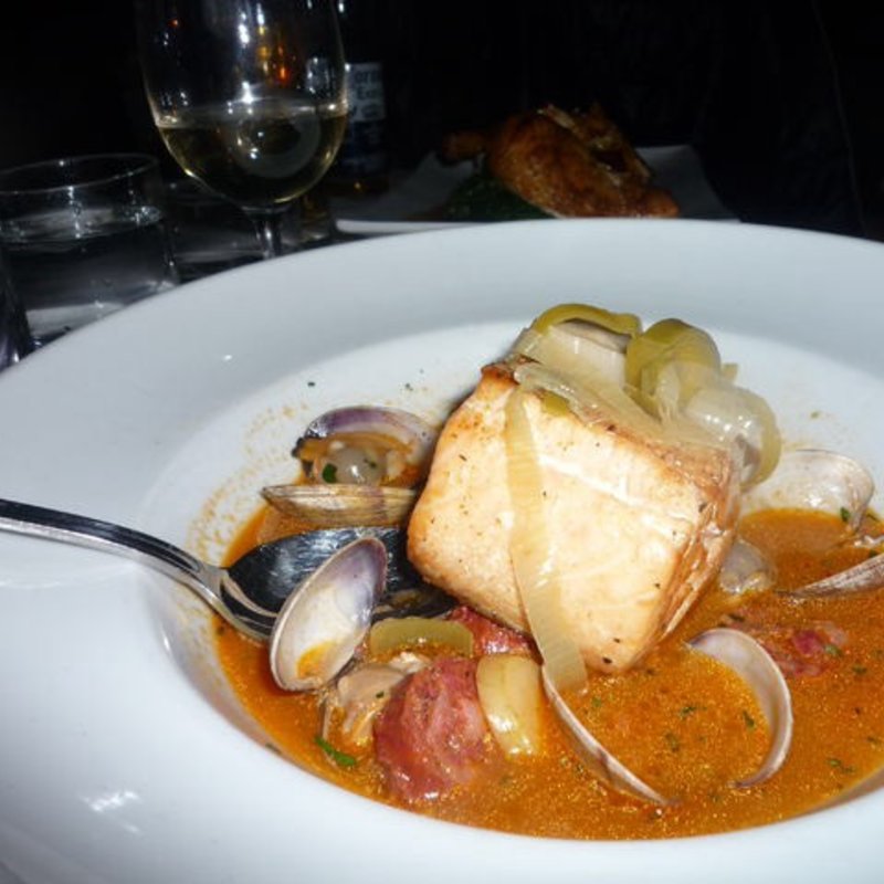 サーモンソテーとブイヤベース(SMOKE)