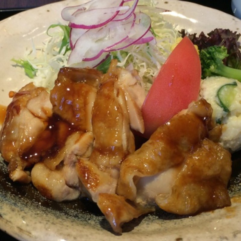 鶏の照り焼き定食(ご飯や　旬)