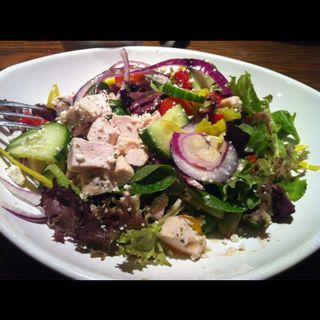 Mediterranean Salad with Roasted Chicken(Mimi's Cafe)