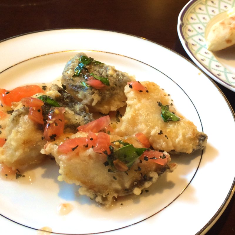 カレイの唐揚げ（ランチセット）(洋食屋たやか)