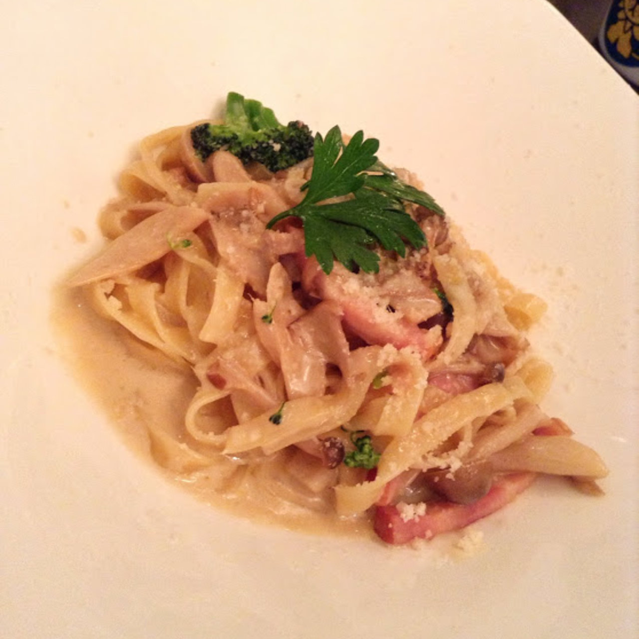 新鮮なエンドウ豆とベーコンのタリアテッレ レシピ