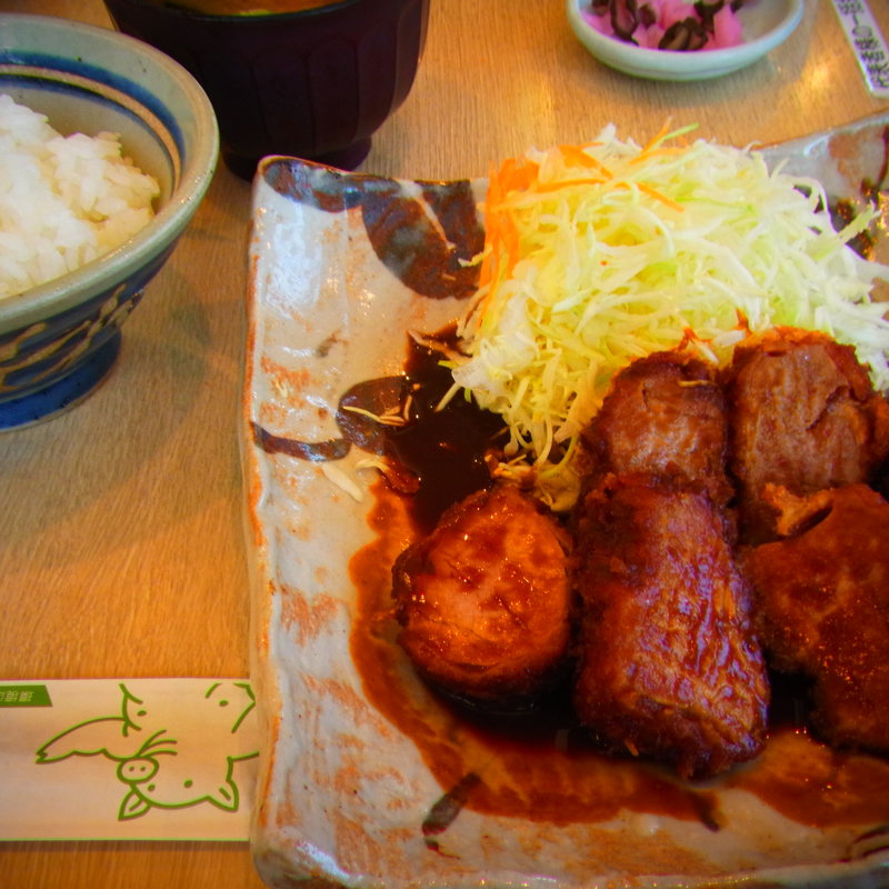 ひれとんかつ定食(矢場とん 矢場町本店 （やばとん）)