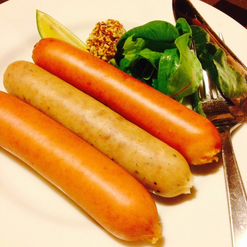 ボイルドソーセージ3種盛り合わせ(プロトタイプカフェYaya)