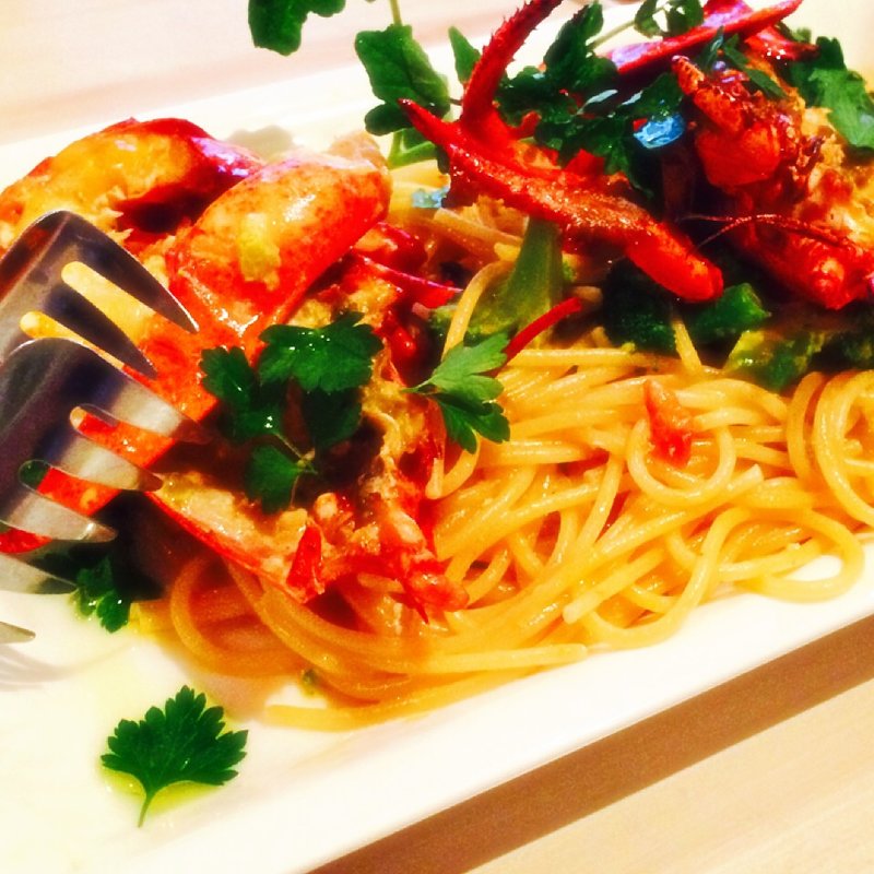 オマール海老と具だくさんトマトクリームペスカトーレ(マザー アース カフェ （Mother earth cafe）)