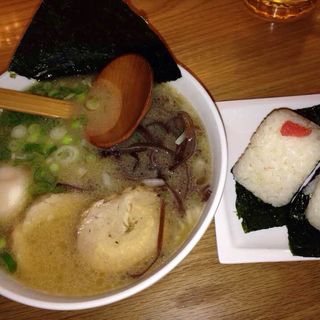 焦がし醤油トンコツ(秀ちゃんラーメン)