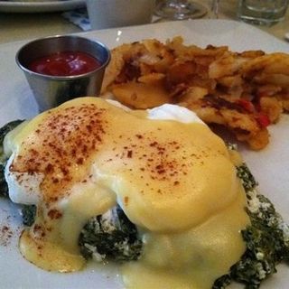 Florentine Benedict(Sanford's Restaurant)