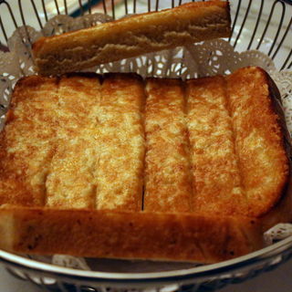 Cheese Bread(Hy's Steak House)