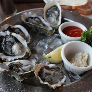Oysters On The Half Shell(Chart House Waikiki)