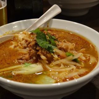   刀削麺(龍 刀削麺)