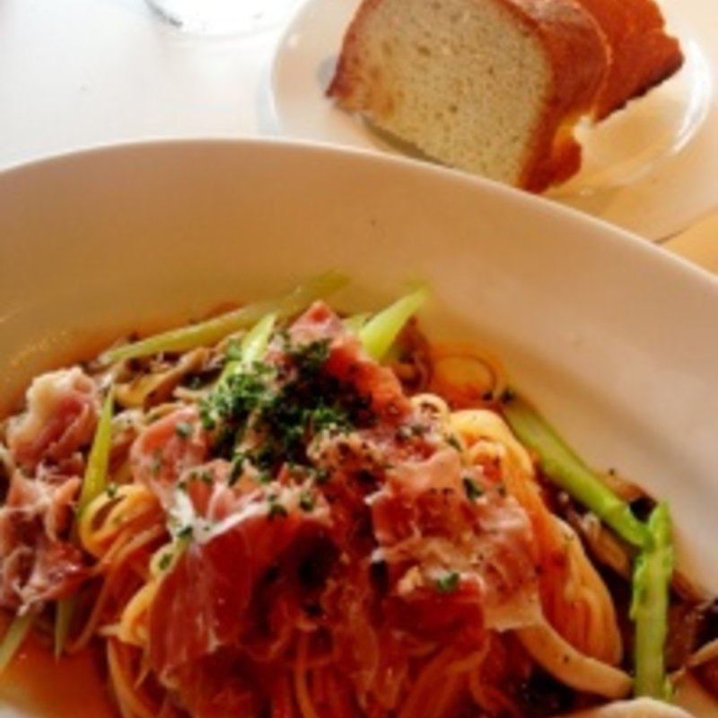 生ハムの冷製パスタ(シエロイリオ （Riverside Cafe Cielo y Rio）)