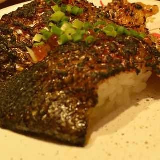 鮭皮(回し寿司活 横浜スカイビル店)