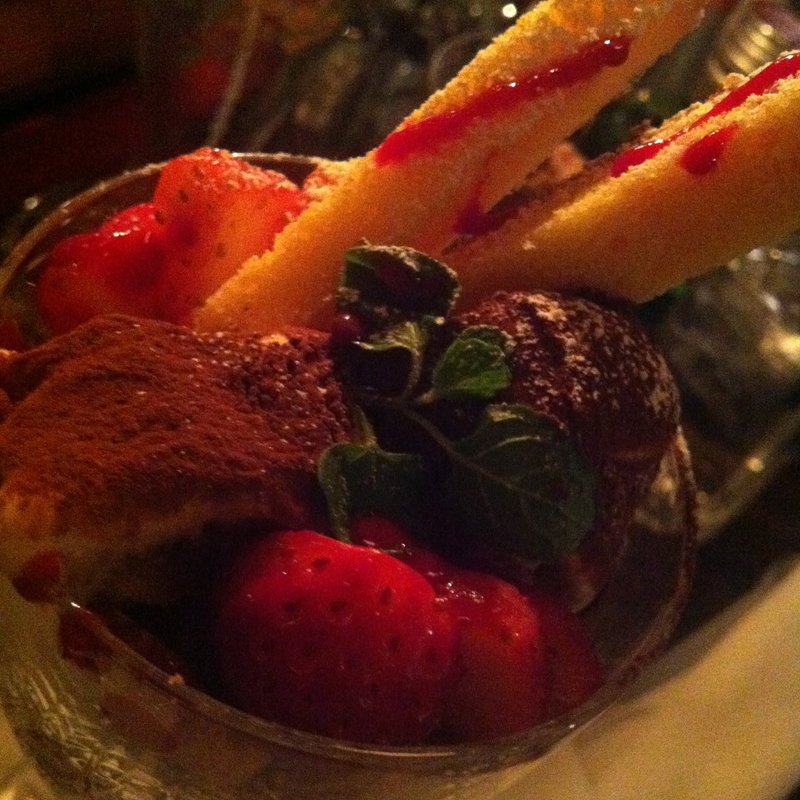 シェフの気まぐれパフェ(Caro.)