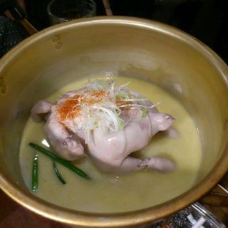 丸　鶏鍋(サクラジマドラゴン )