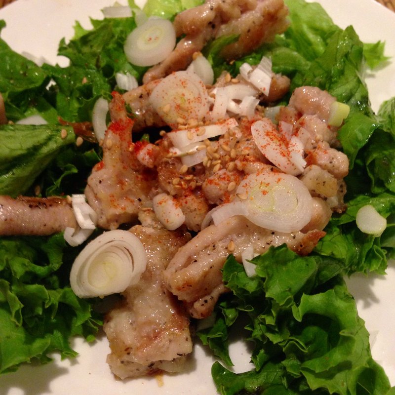 ホルモン炒め(韓屋台 李俊)